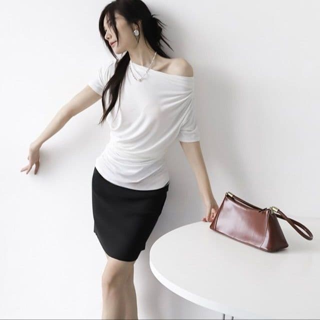 タイトスカート 美脚効果抜群シンプルタイトミニスカート