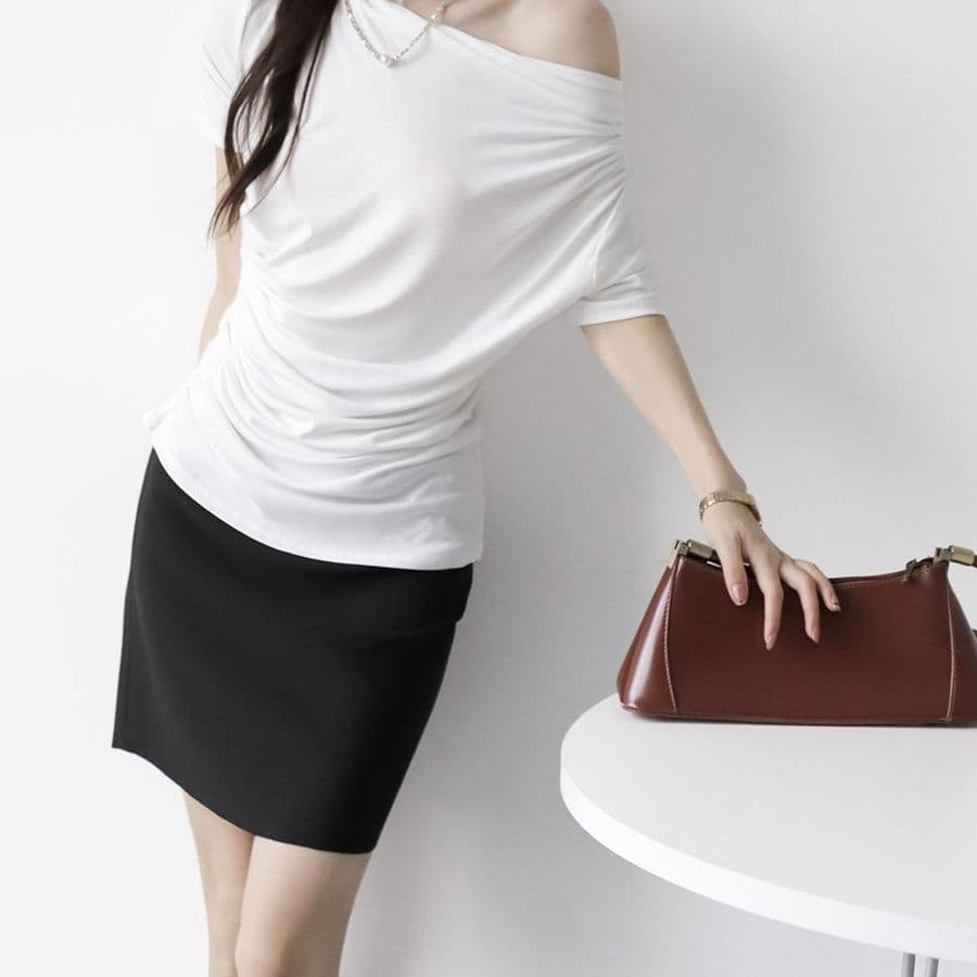 タイトスカート 美脚効果抜群シンプルタイトミニスカート