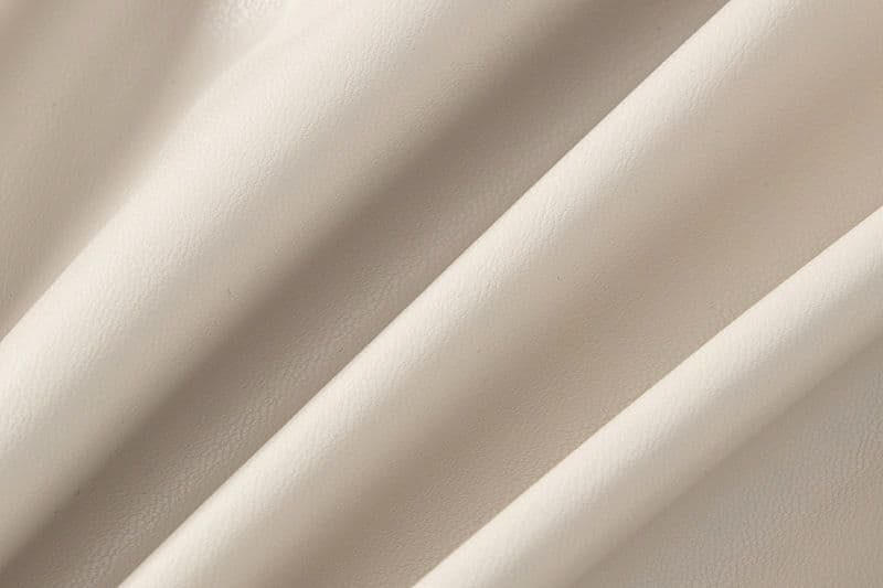タイトスカート フロントスリット入りレザー調タイトマキシスカート