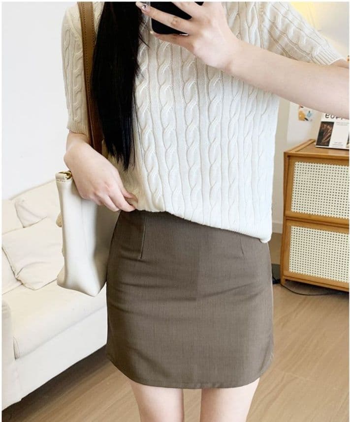 タイトスカート すっきりシルエット美脚見えタイトミニスカート