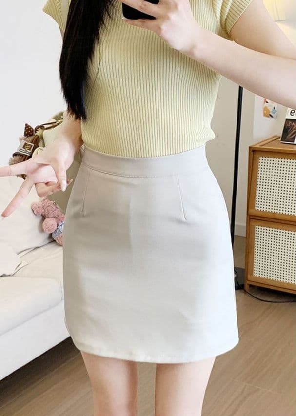 タイトスカート すっきりシルエット美脚見えタイトミニスカート