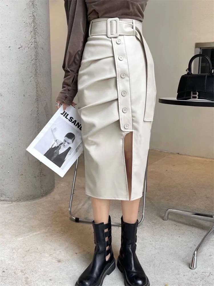 ベルト付きひざ丈合皮タイトスカート スリット入り