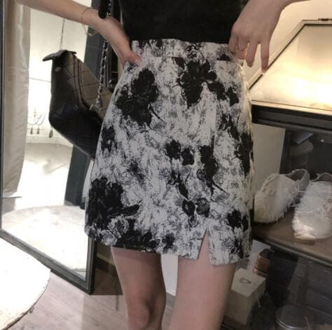 花柄ハイウエストミニタイトスカート