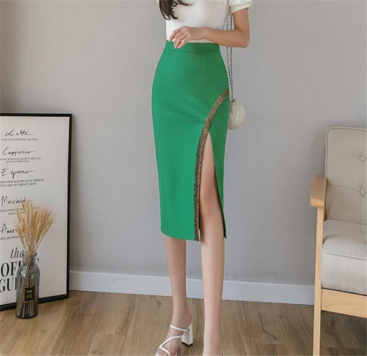 レース切り替えスリット入りひざ丈タイトスカート