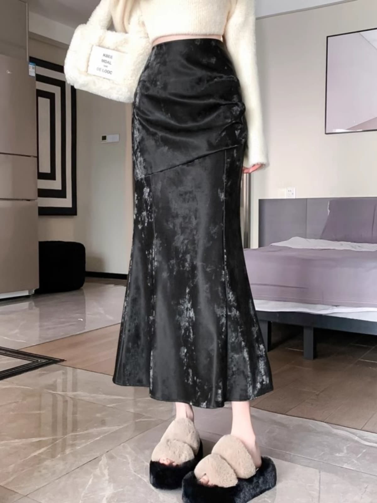タイトスカート 高級感あふれるベルベット素材マーメイドタイトスカート